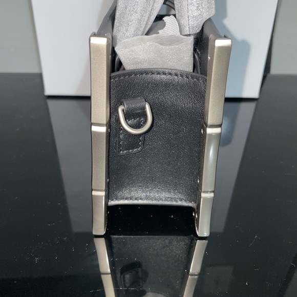 Brandon Blackwood Bamboo Tote - Picture 4 of 7